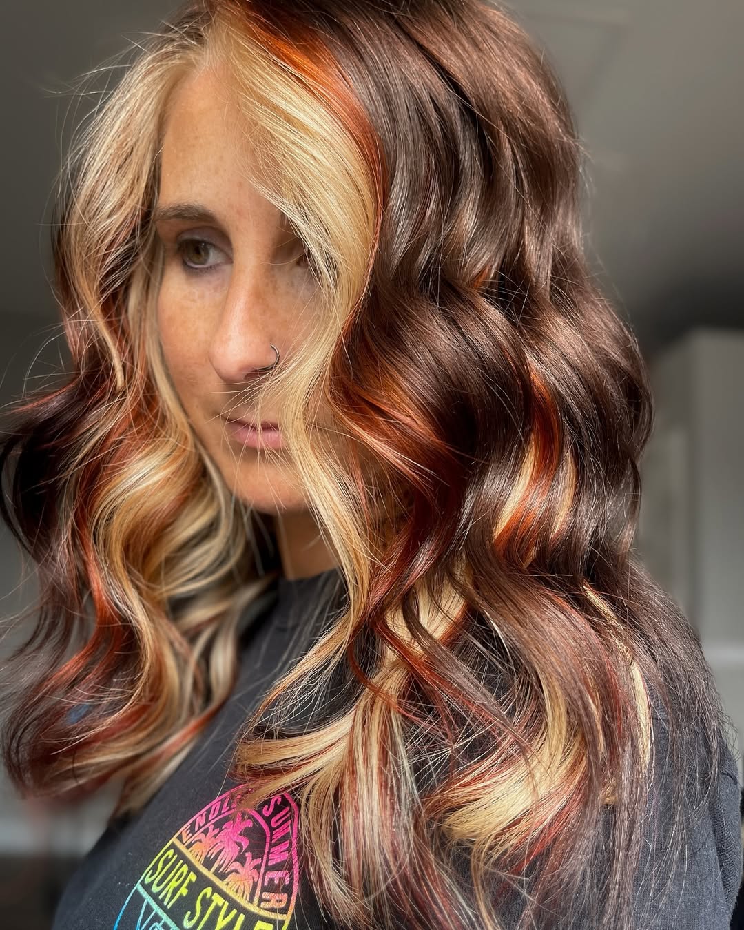 18 Light Calico Hair Ideas For Your Perfect Summer Glow-Up! - 16. Bright Ends with Calico Roots